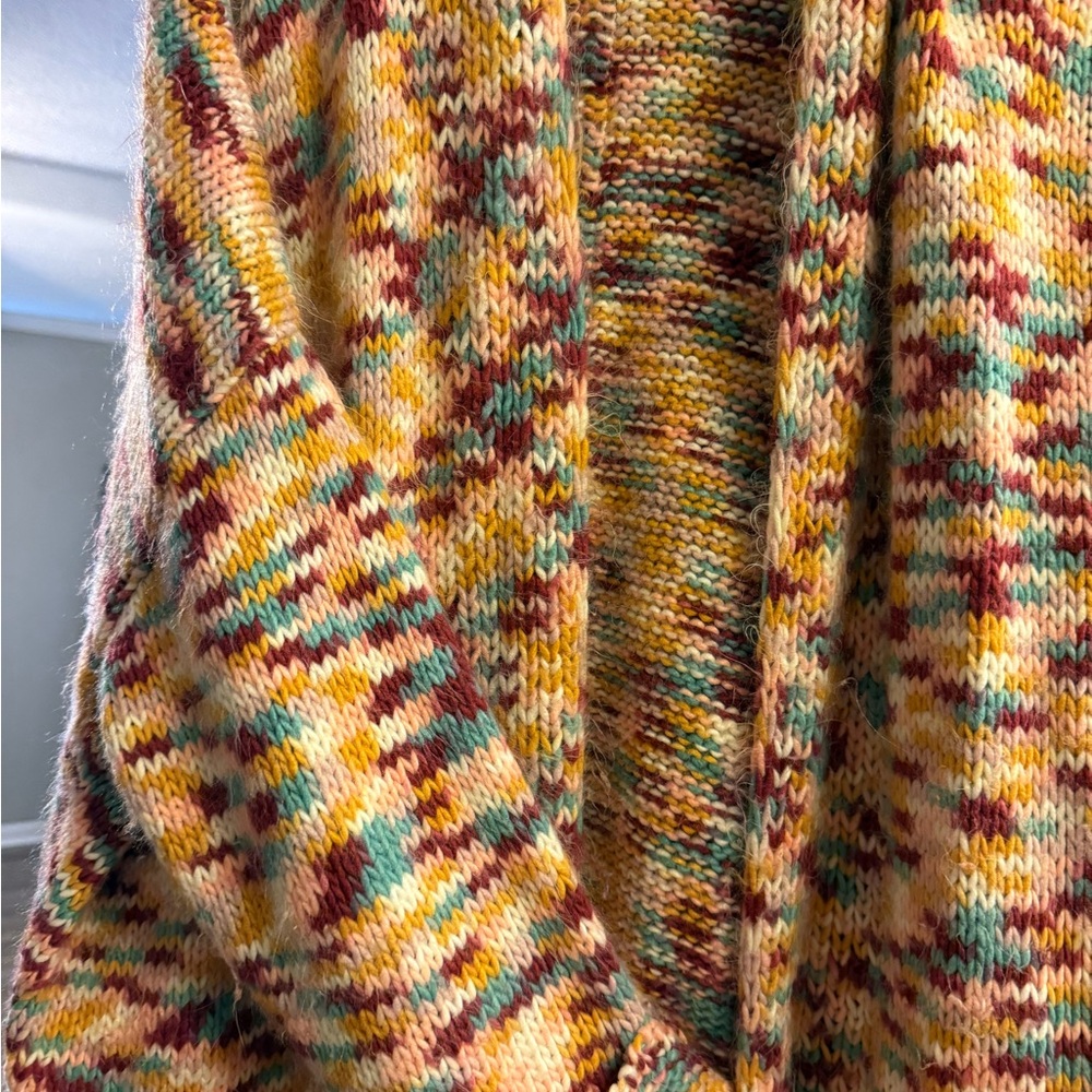 Multicolor Knit Women's Sweater - Picture 3 of 3